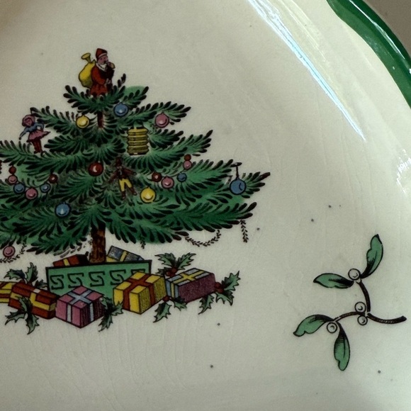 Spode Christmas Tree Shaped 8 inch Candy Nut Chocolates Ceramic Xmas Dish - Picture 5 of 5